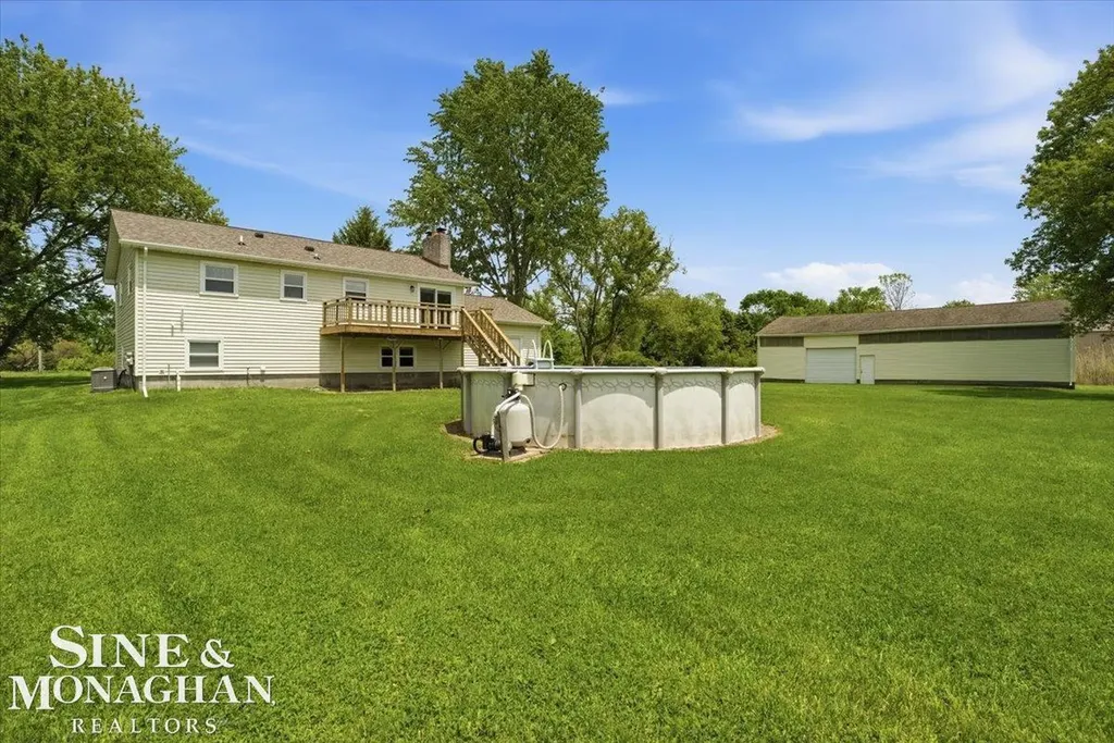 7619 Adair Road Casco Township MI 48064