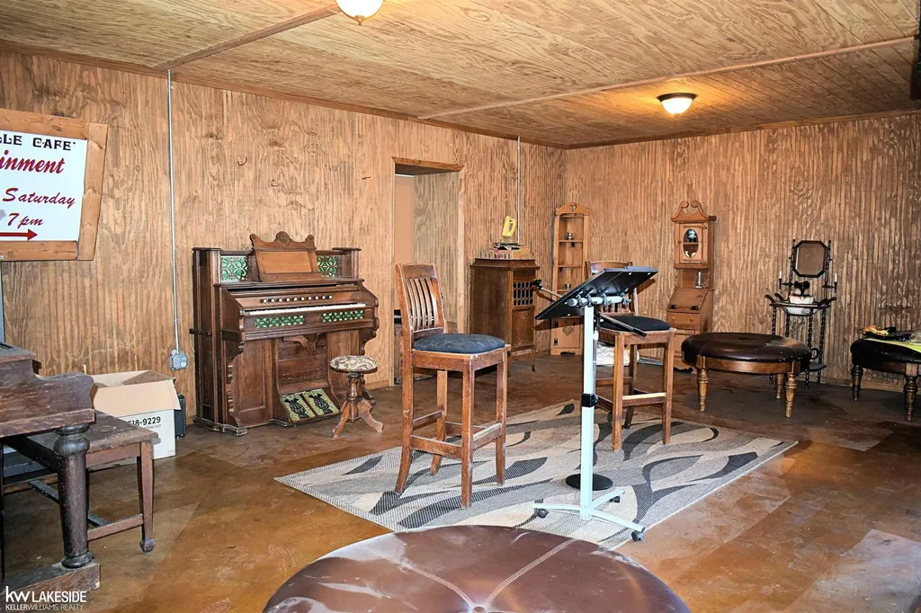 3008 Bay Street Unionville Village MI 48767