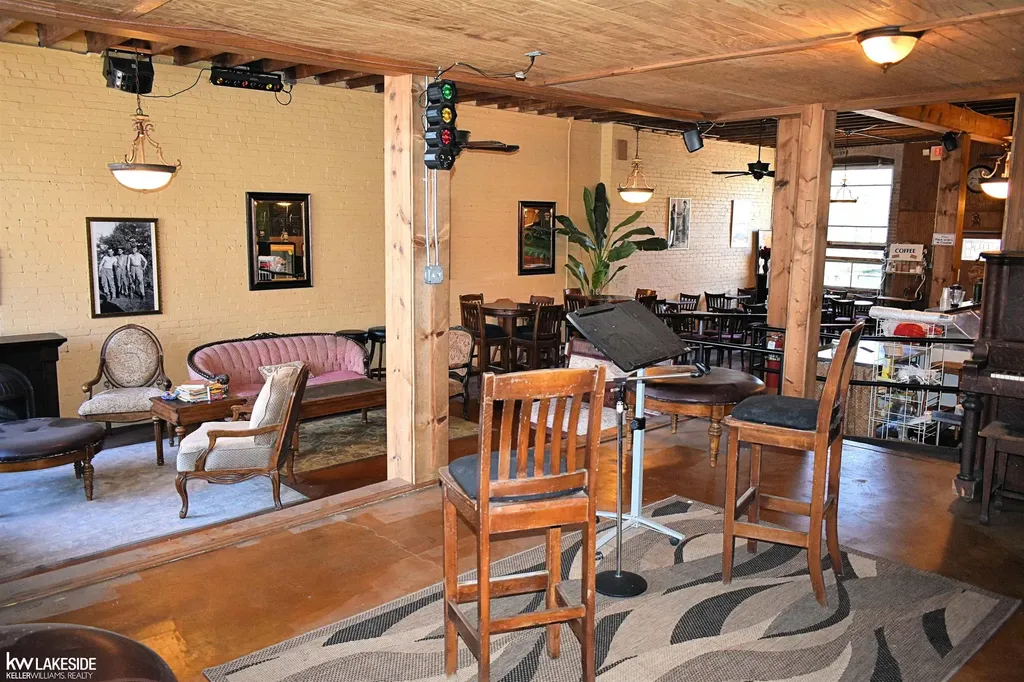 3008 Bay Street Unionville Village MI 48767