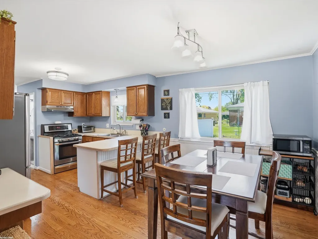 4112 Thorney Drive Shelby Charter Township MI 48316