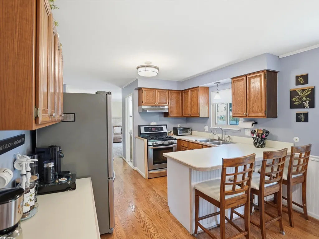 4112 Thorney Drive Shelby Charter Township MI 48316