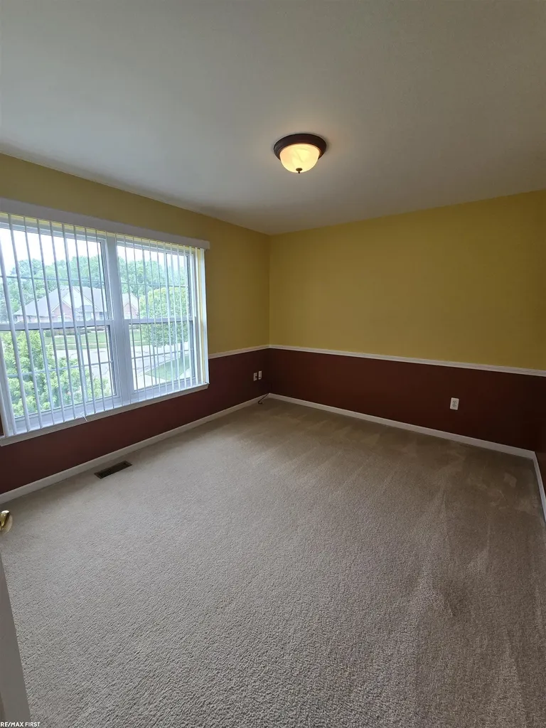 59746 Beechwood Drive Washington Township MI 48094