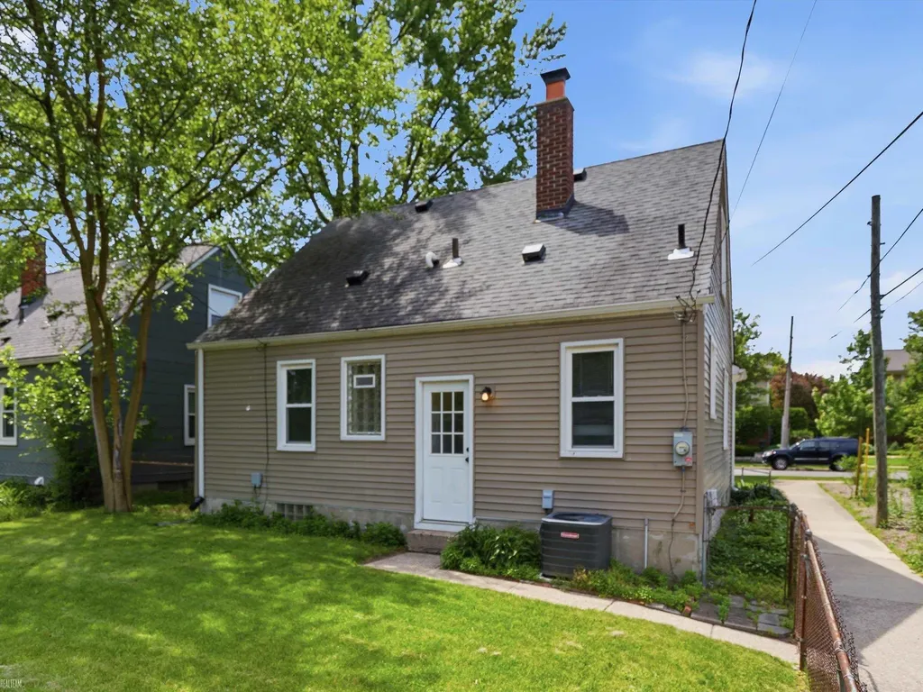 1503 Irving Avenue Royal Oak City MI 48067