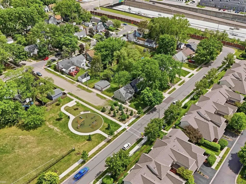 1503 Irving Avenue Royal Oak City MI 48067