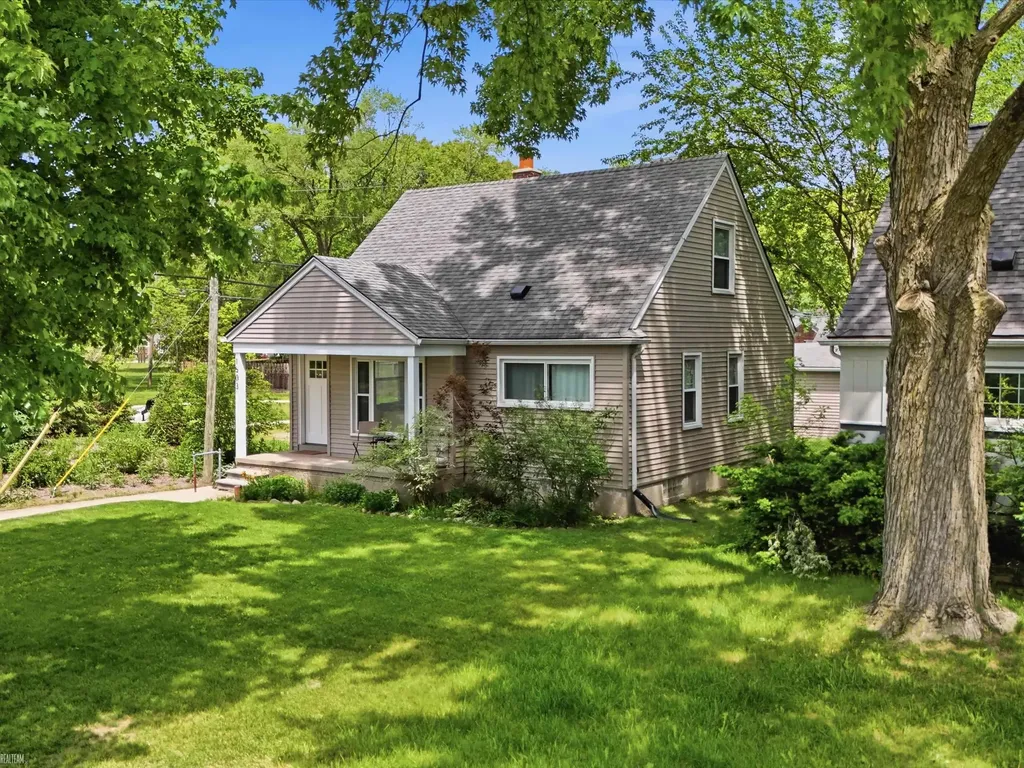 1503 Irving Avenue Royal Oak City MI 48067