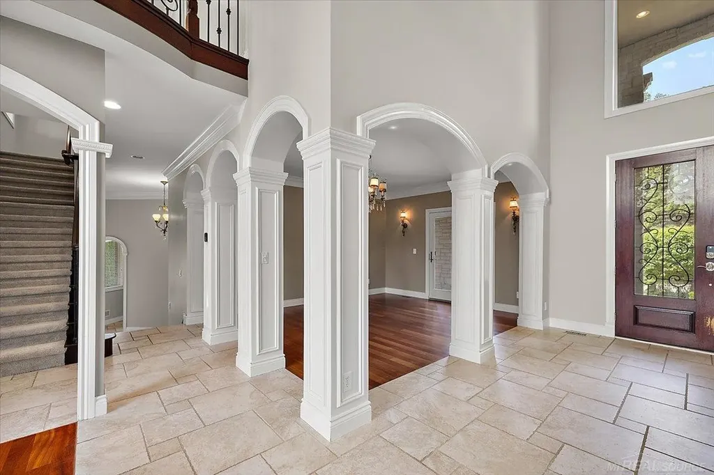54245 Queensborough Drive Shelby Charter Township MI 48315
