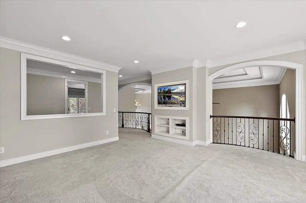 54245 Queensborough Drive Shelby Charter Township MI 48315