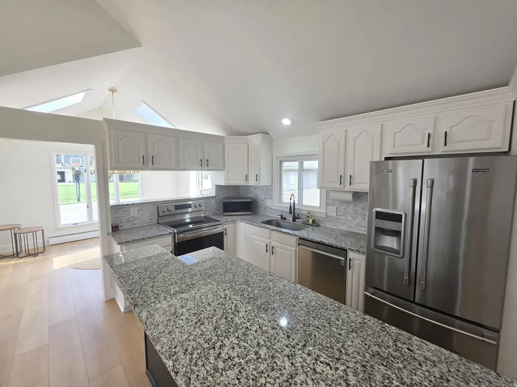1051 Swan Lane Fenton City MI 48430
