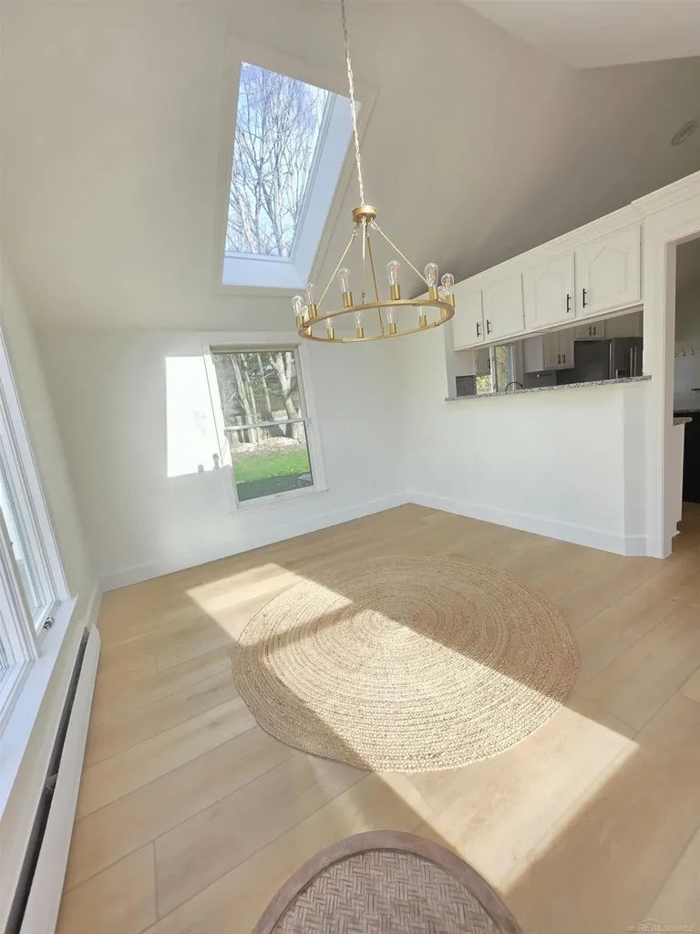1051 Swan Lane Fenton City MI 48430