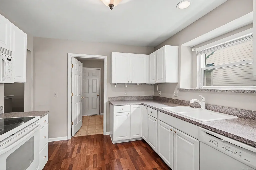 42349 Bayberry Street Clinton Charter Township MI 48038