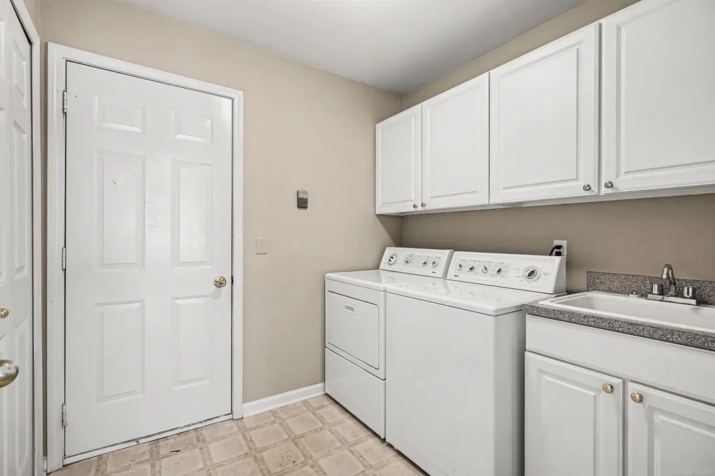 42349 Bayberry Street Clinton Charter Township MI 48038