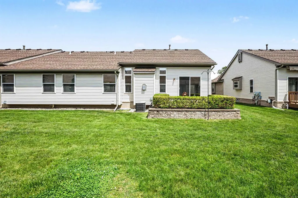 42349 Bayberry Street Clinton Charter Township MI 48038