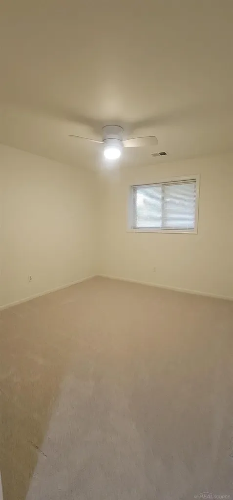 415 Coledale Drive White Lake Charter Township MI 48386