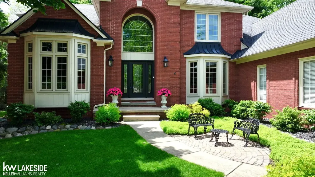 54213 Flamingo Drive Shelby Charter Township MI 48315