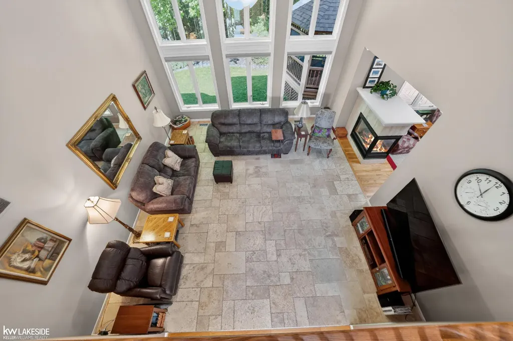 54213 Flamingo Drive Shelby Charter Township MI 48315
