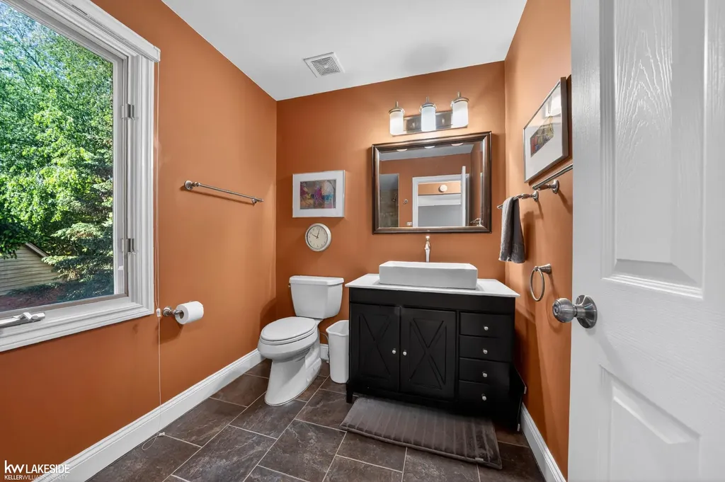 54213 Flamingo Drive Shelby Charter Township MI 48315