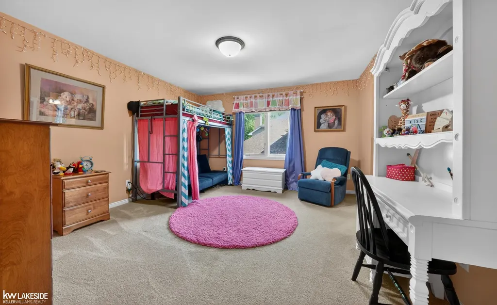 54213 Flamingo Drive Shelby Charter Township MI 48315