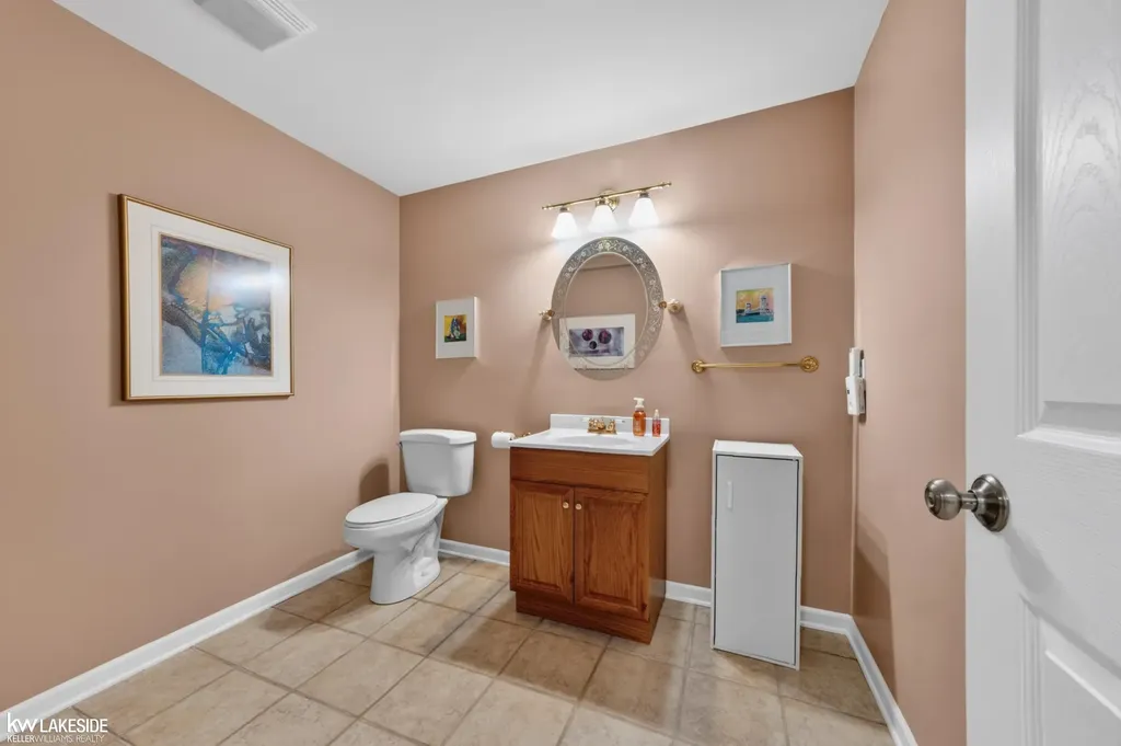 54213 Flamingo Drive Shelby Charter Township MI 48315
