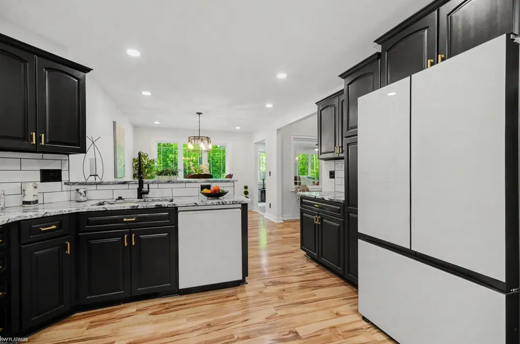 8367 Lindsey Road Casco Township MI 48064