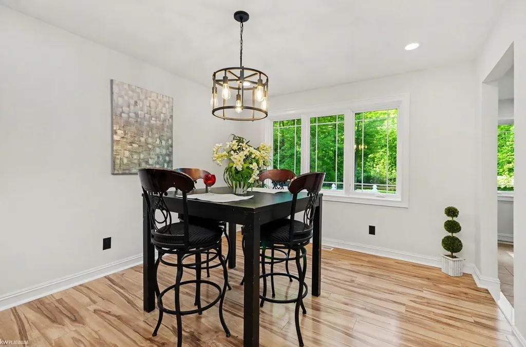 8367 Lindsey Road Casco Township MI 48064