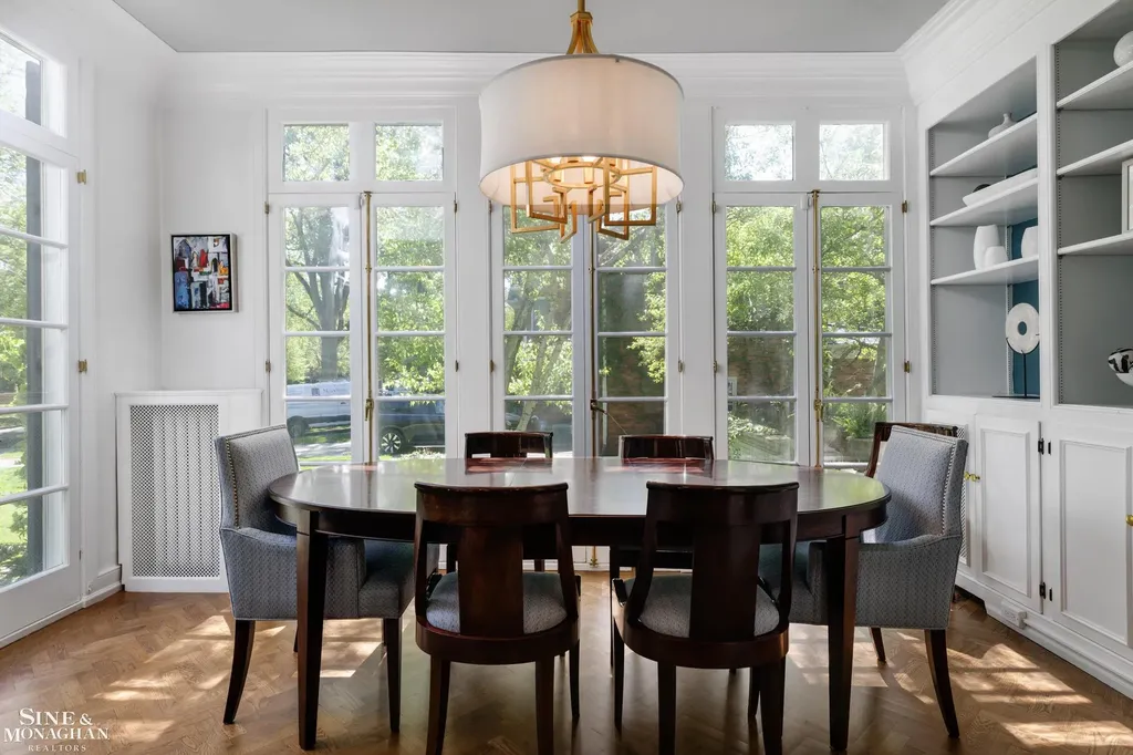 115 Lewiston Road Grosse Pointe Farms City MI 48236
