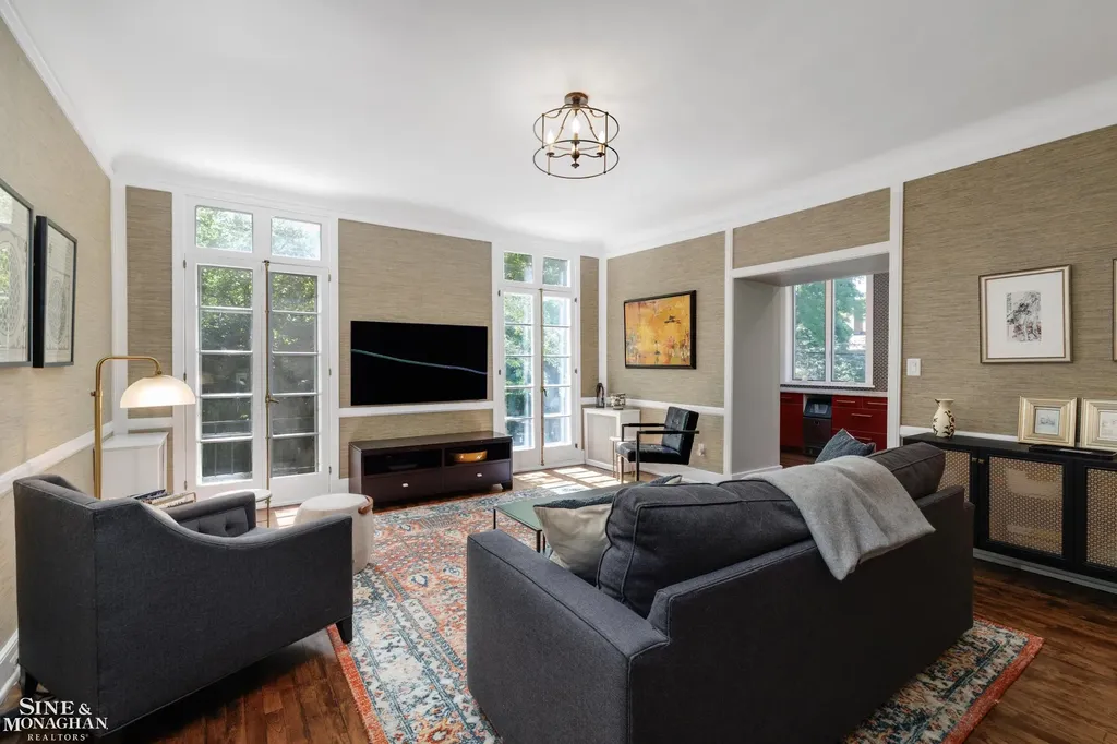 115 Lewiston Road Grosse Pointe Farms City MI 48236