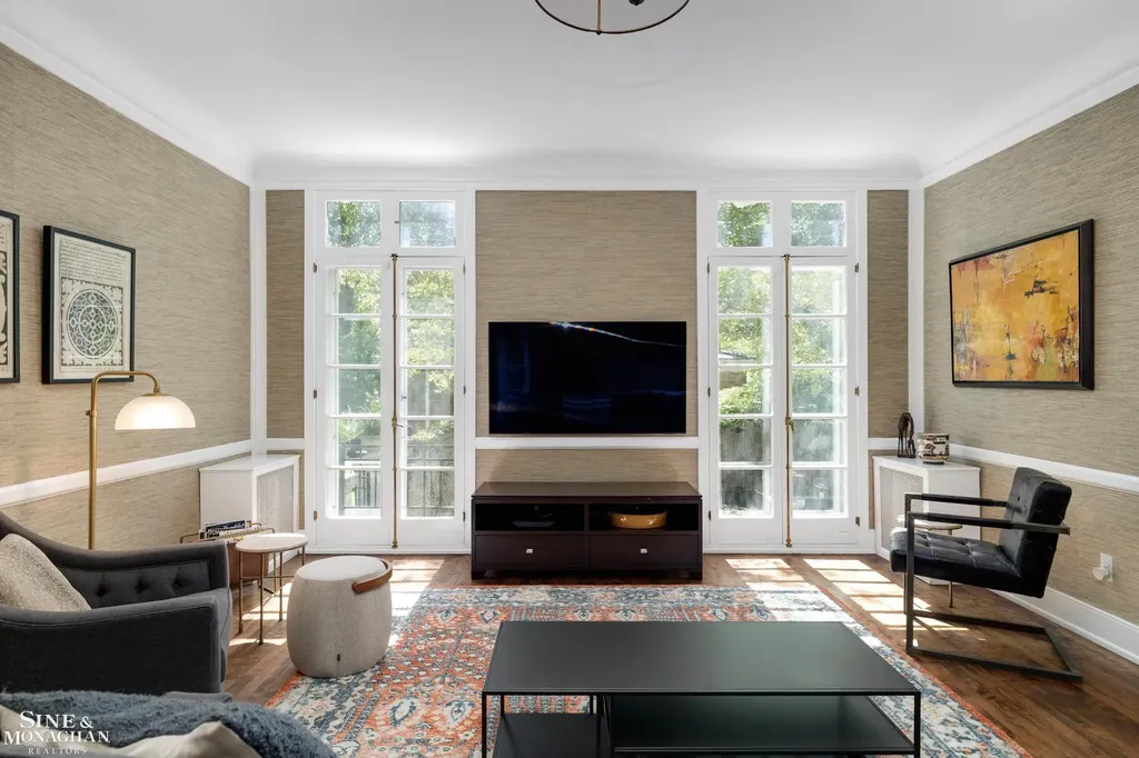 115 Lewiston Road Grosse Pointe Farms City MI 48236