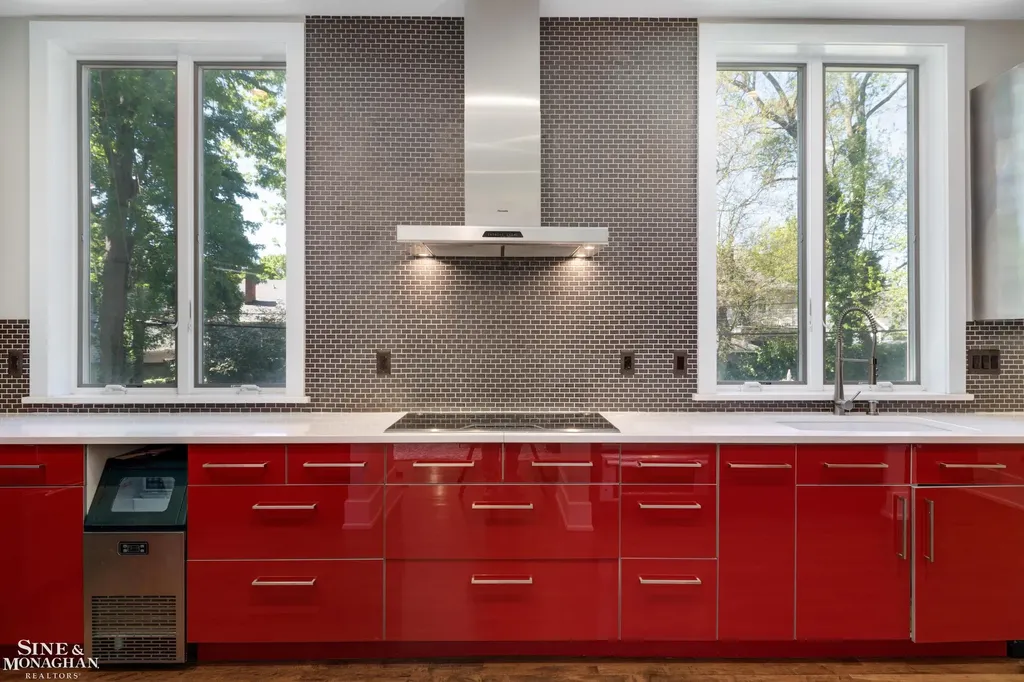 115 Lewiston Road Grosse Pointe Farms City MI 48236