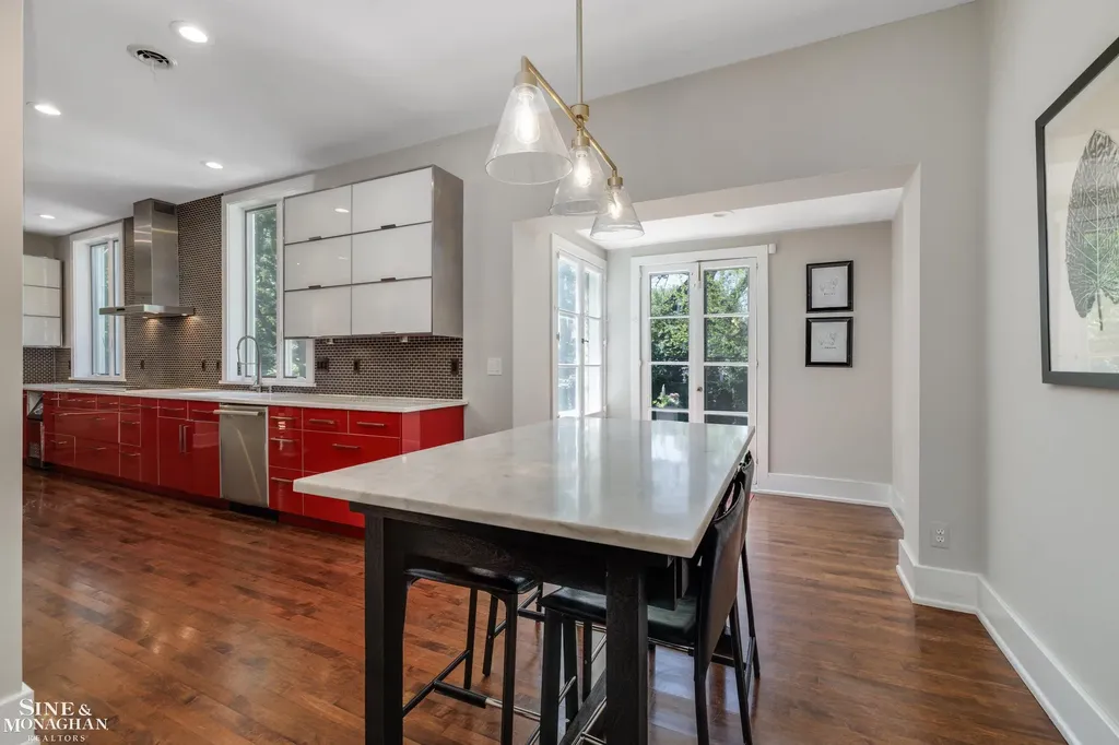115 Lewiston Road Grosse Pointe Farms City MI 48236