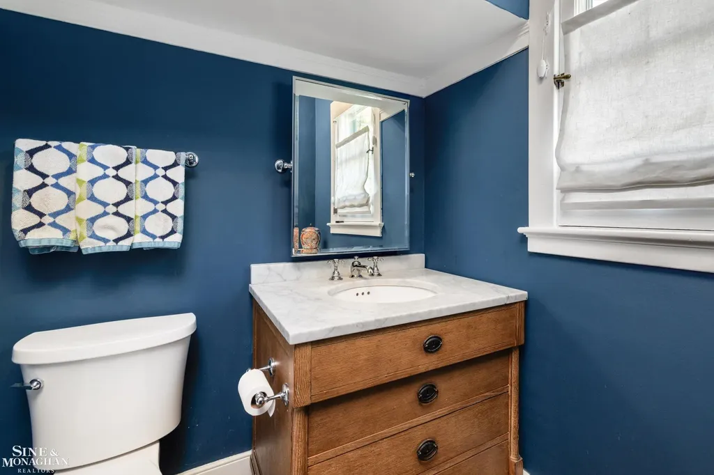 115 Lewiston Road Grosse Pointe Farms City MI 48236