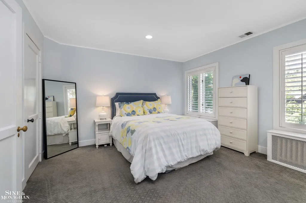 115 Lewiston Road Grosse Pointe Farms City MI 48236