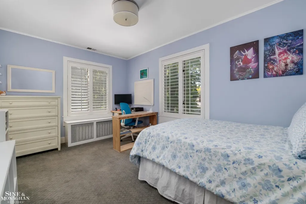 115 Lewiston Road Grosse Pointe Farms City MI 48236