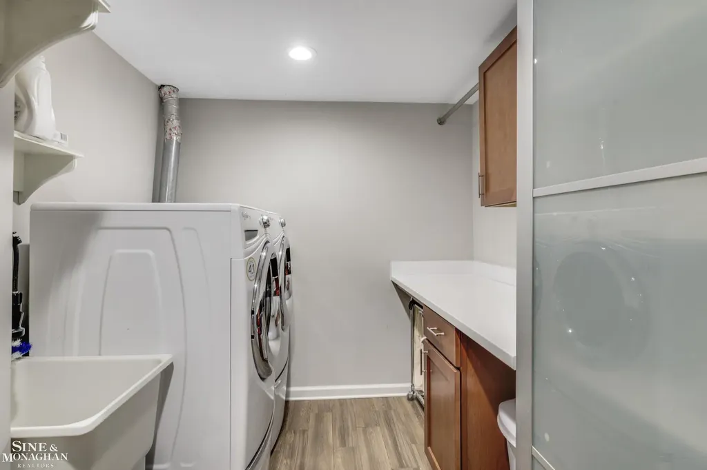 115 Lewiston Road Grosse Pointe Farms City MI 48236