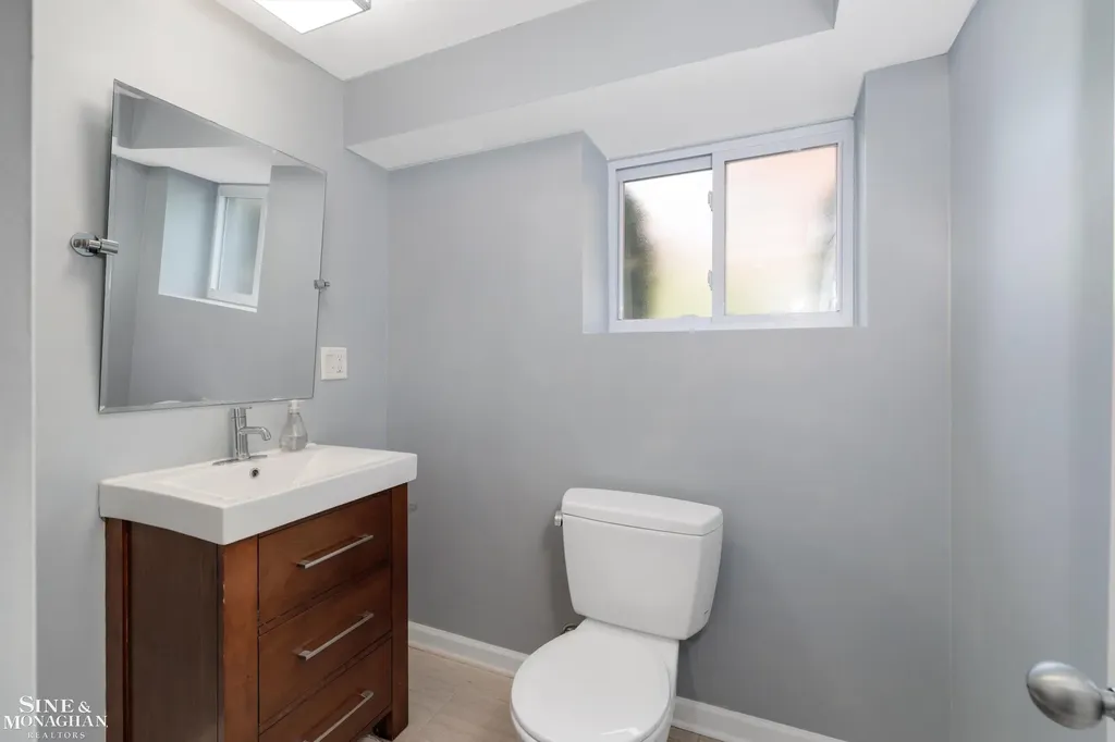 115 Lewiston Road Grosse Pointe Farms City MI 48236