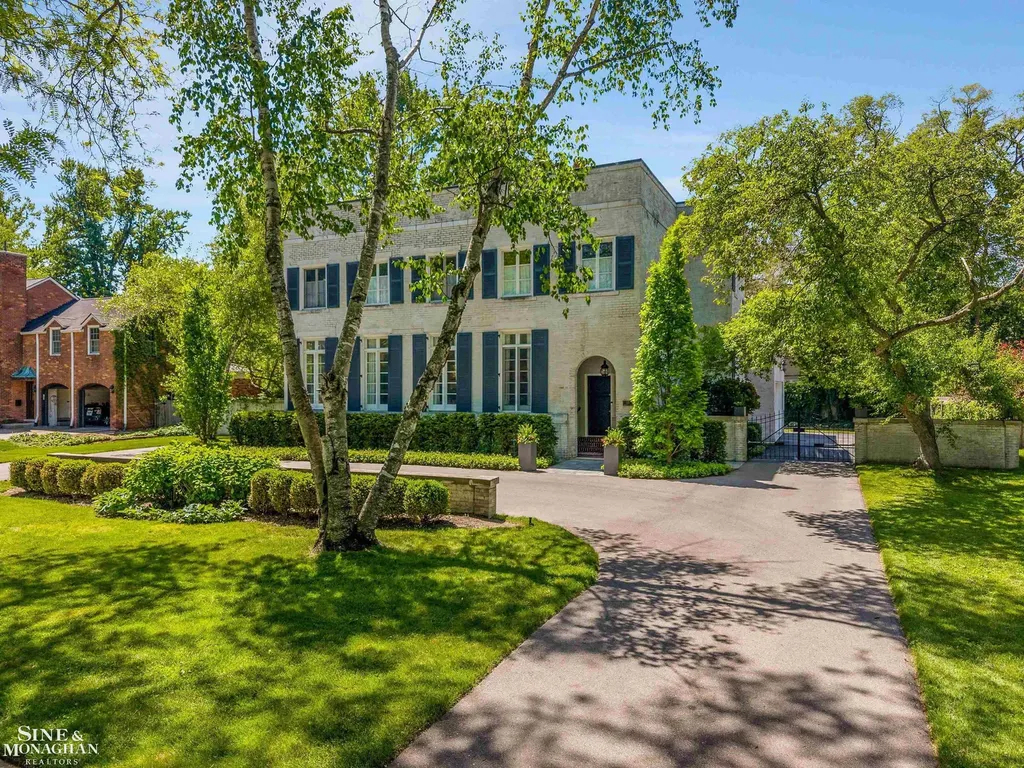 115 Lewiston Road Grosse Pointe Farms City MI 48236