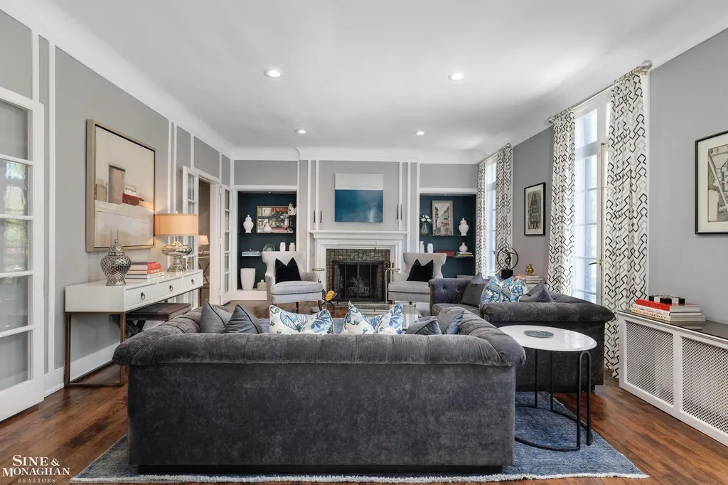115 Lewiston Road Grosse Pointe Farms City MI 48236