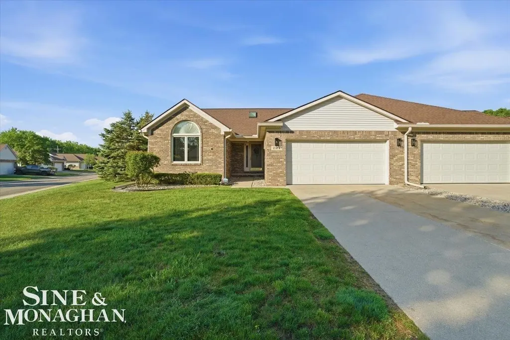 791 Snowbird Circle St. Clair City MI 48079