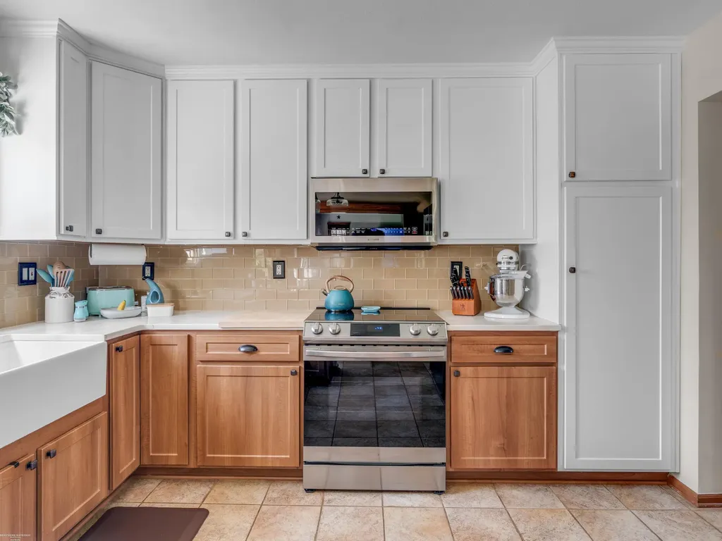 202 Donna Mae Drive Leonard Village MI 48367