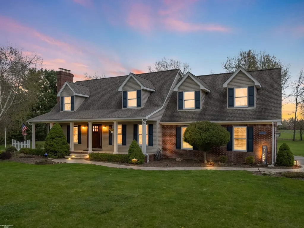 202 Donna Mae Drive Leonard Village MI 48367
