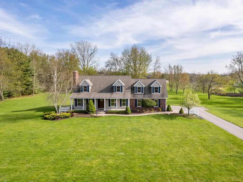 202 Donna Mae Drive Leonard Village MI 48367