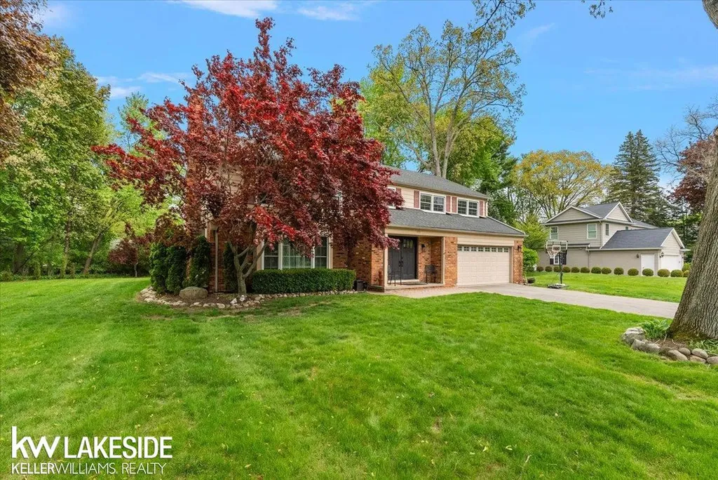 911 Lamppost Lane Bloomfield Hills City MI 48304