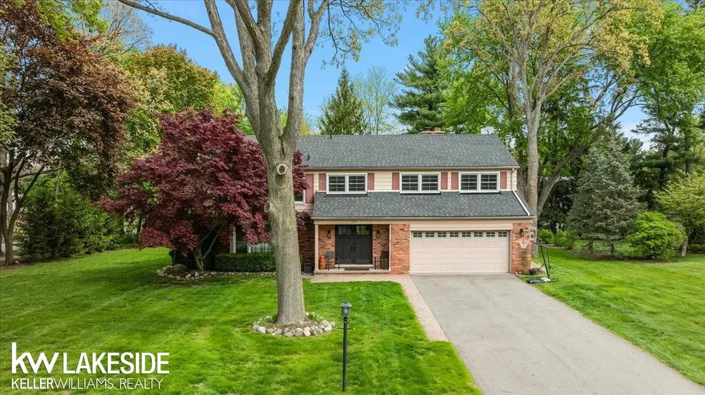 911 Lamppost Lane Bloomfield Hills City MI 48304