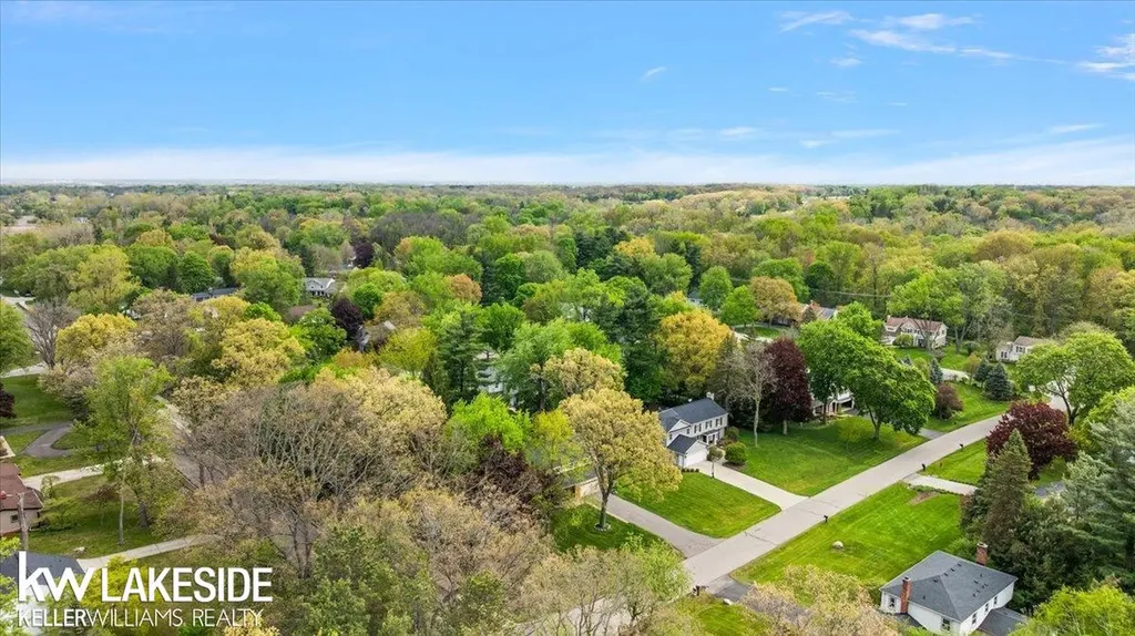 911 Lamppost Lane Bloomfield Hills City MI 48304