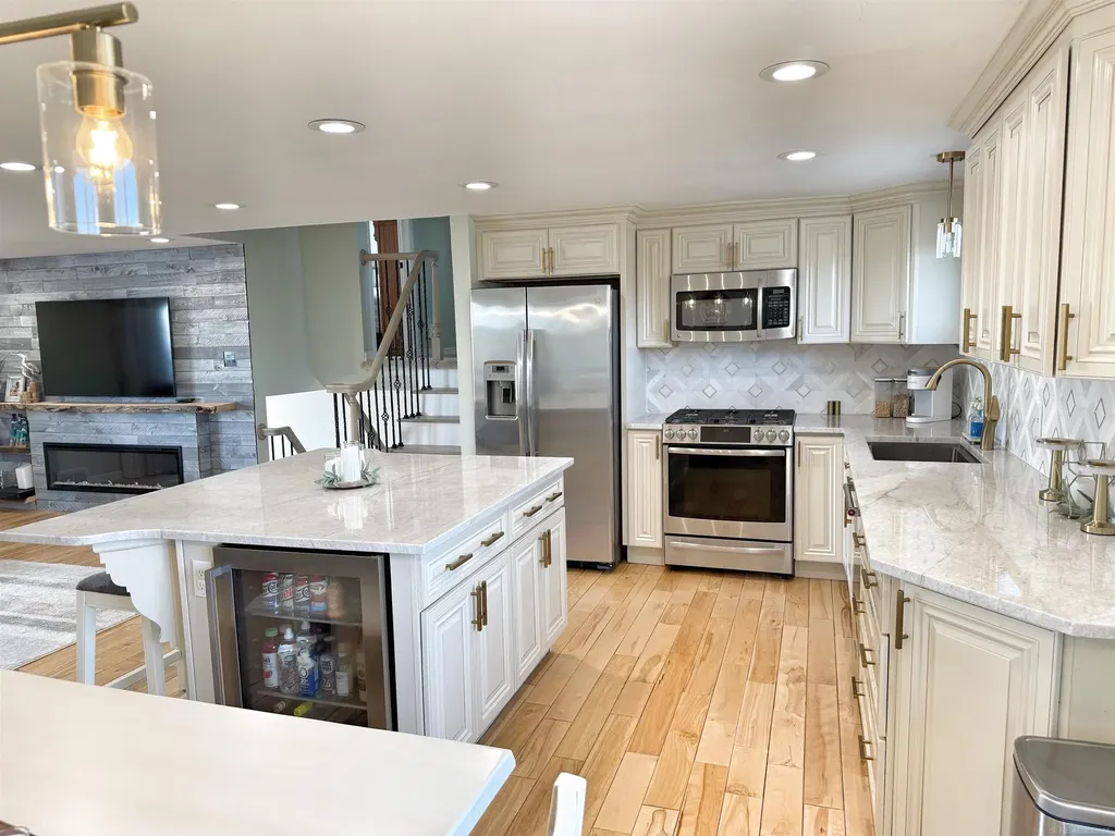 39228 Venetian Drive Harrison Charter Township MI 48045