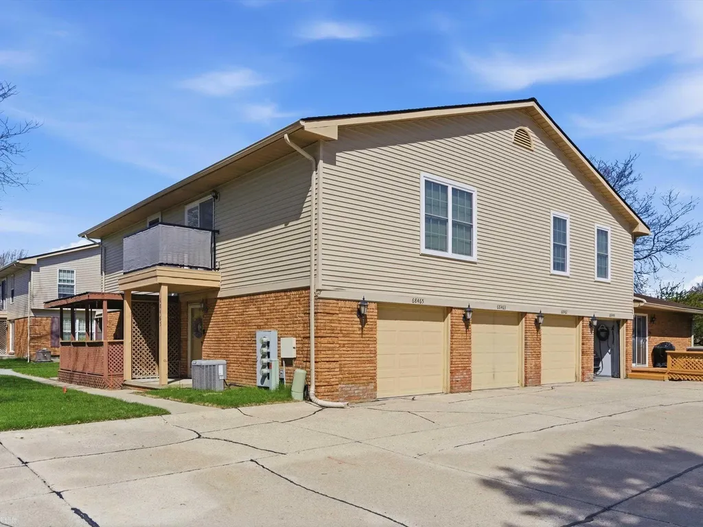 68463 Rosewood Lane Richmond City MI 48062
