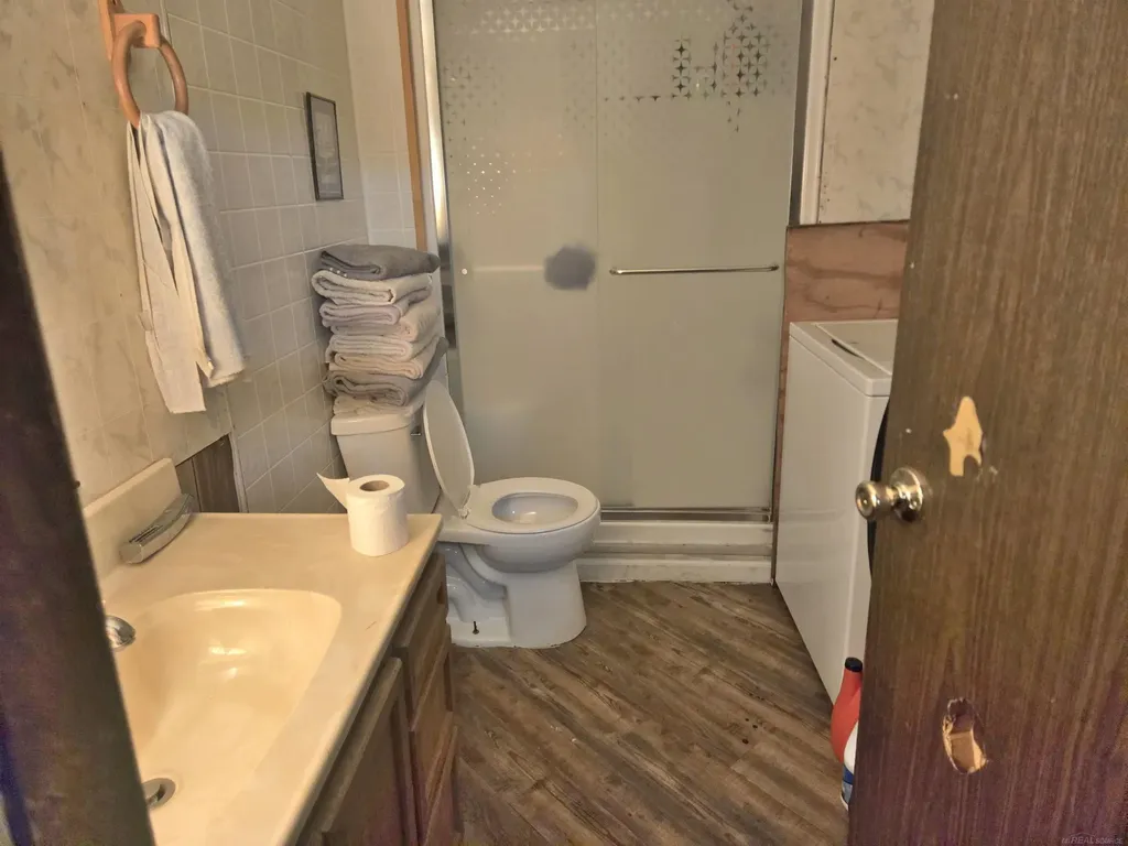 1915 W Garfild Road Grant Township MI 49446