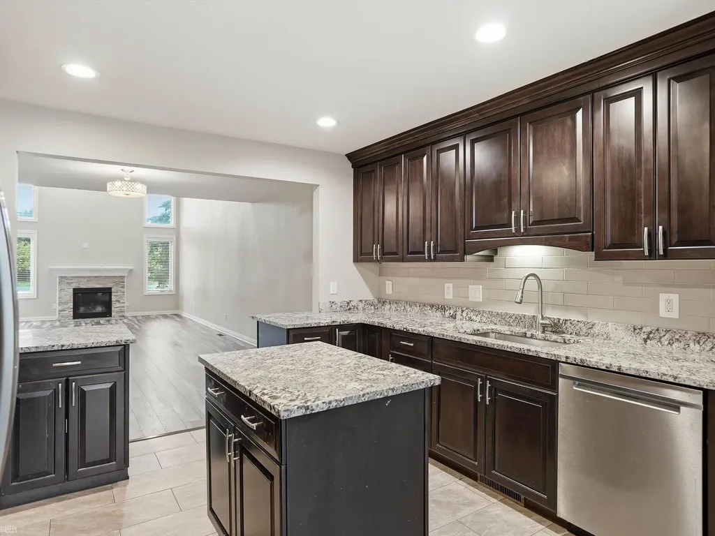 14967 Stoney Brook Drive Shelby Charter Township MI 48315