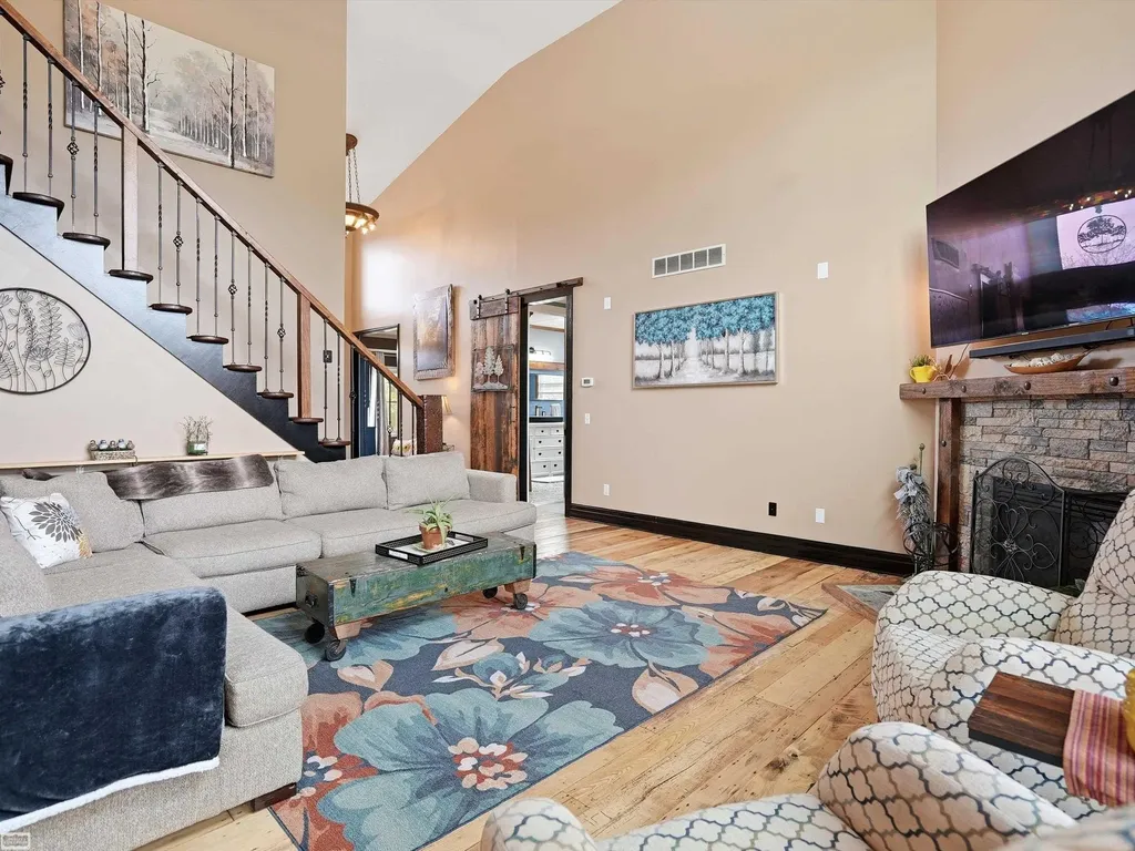 36531 N Pointe Drive New Baltimore City MI 48047