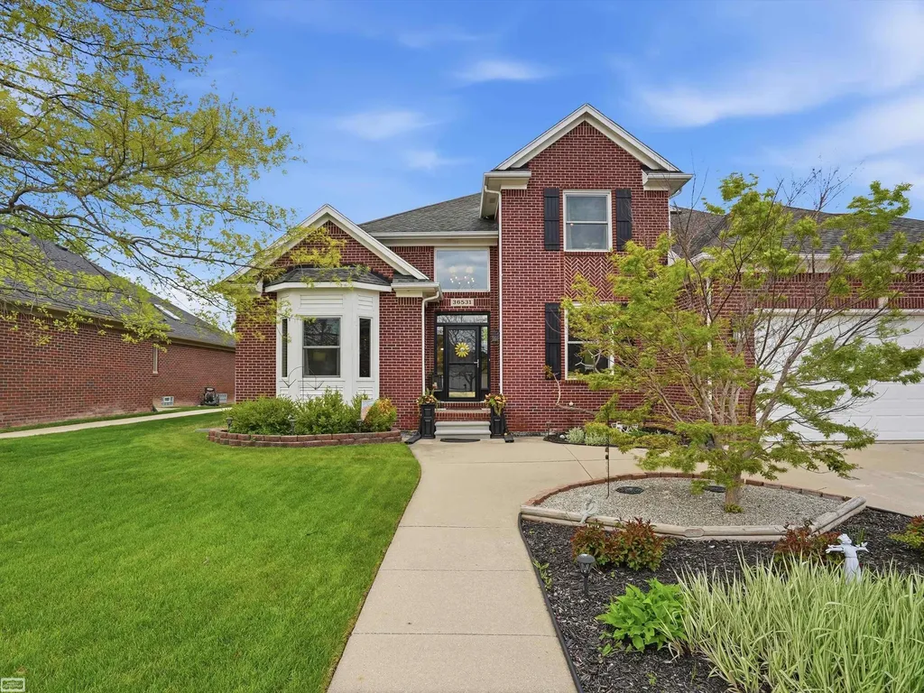 36531 N Pointe Drive New Baltimore City MI 48047