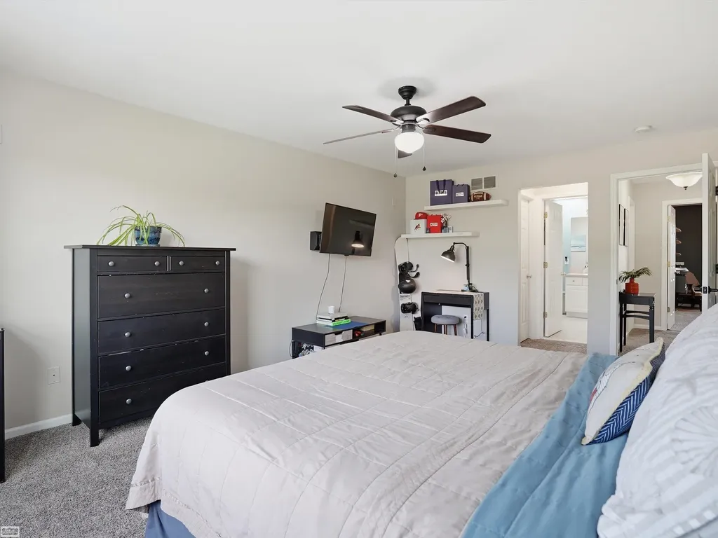 36531 N Pointe Drive New Baltimore City MI 48047